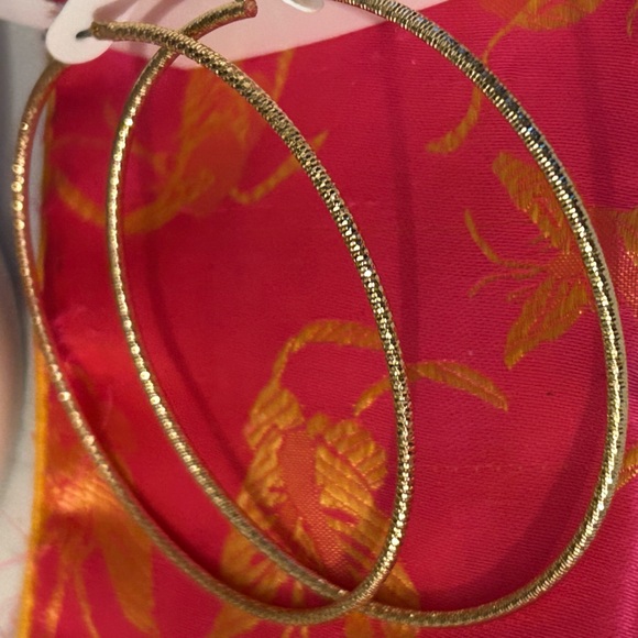 Nine West Gold Tone Large Hoop Earrings Sparkly Glam Diamond Cut Holiday - Picture 3 of 11